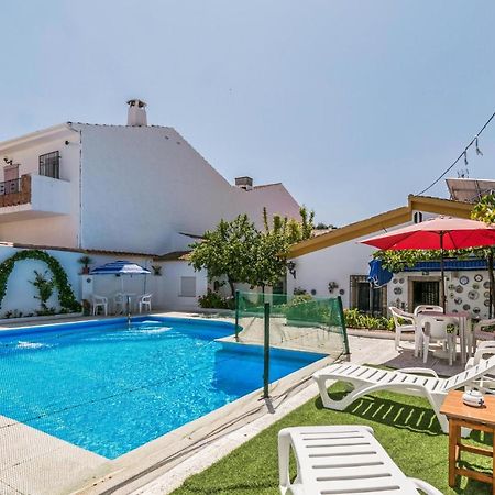 3 Bedroom Beautiful Home In Fuente Tojar Kültér fotó