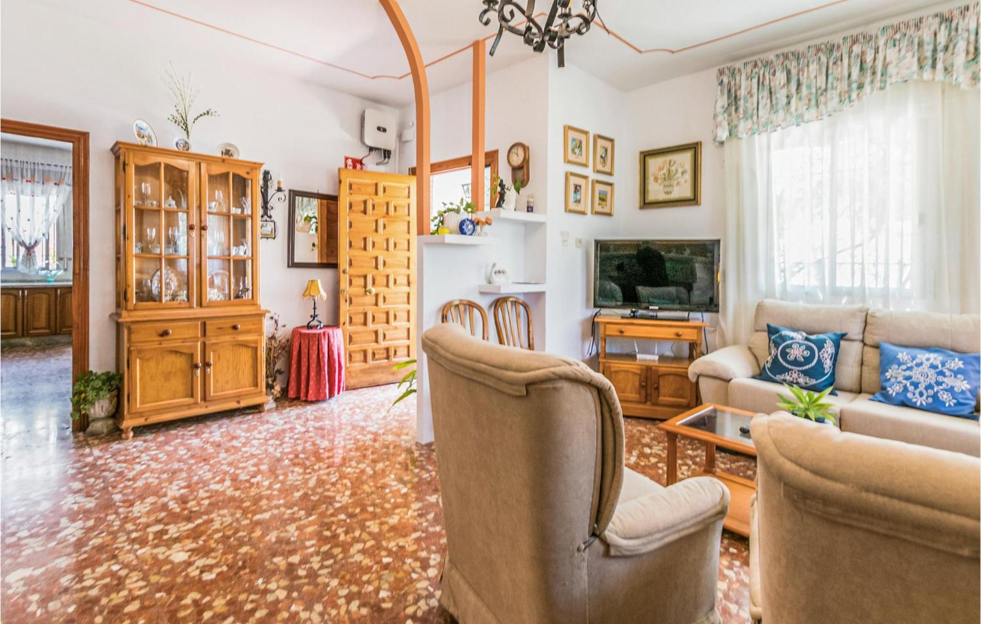 3 Bedroom Beautiful Home In Fuente Tojar Kültér fotó